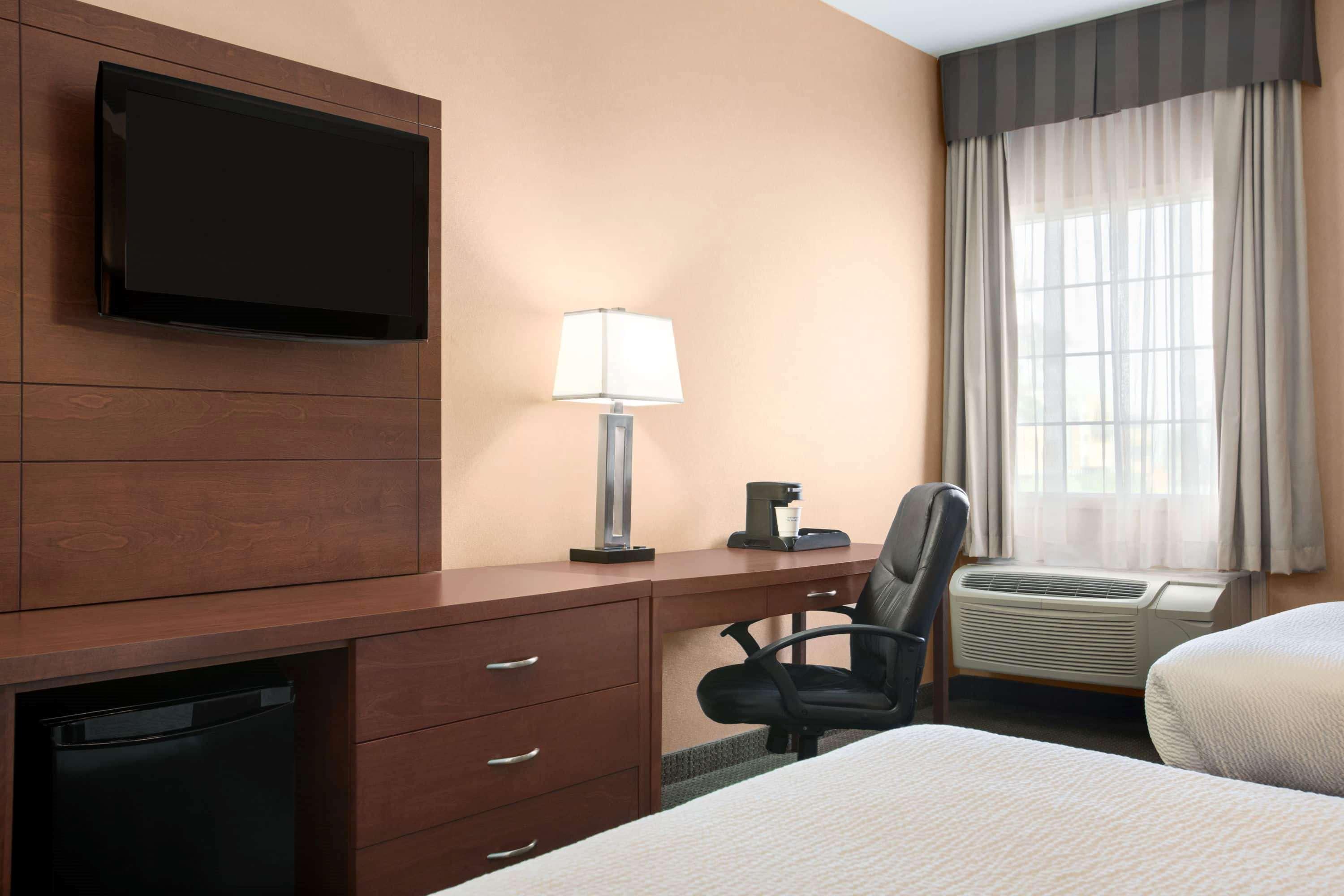 Days Inn By Wyndham Guelph Exterior photo