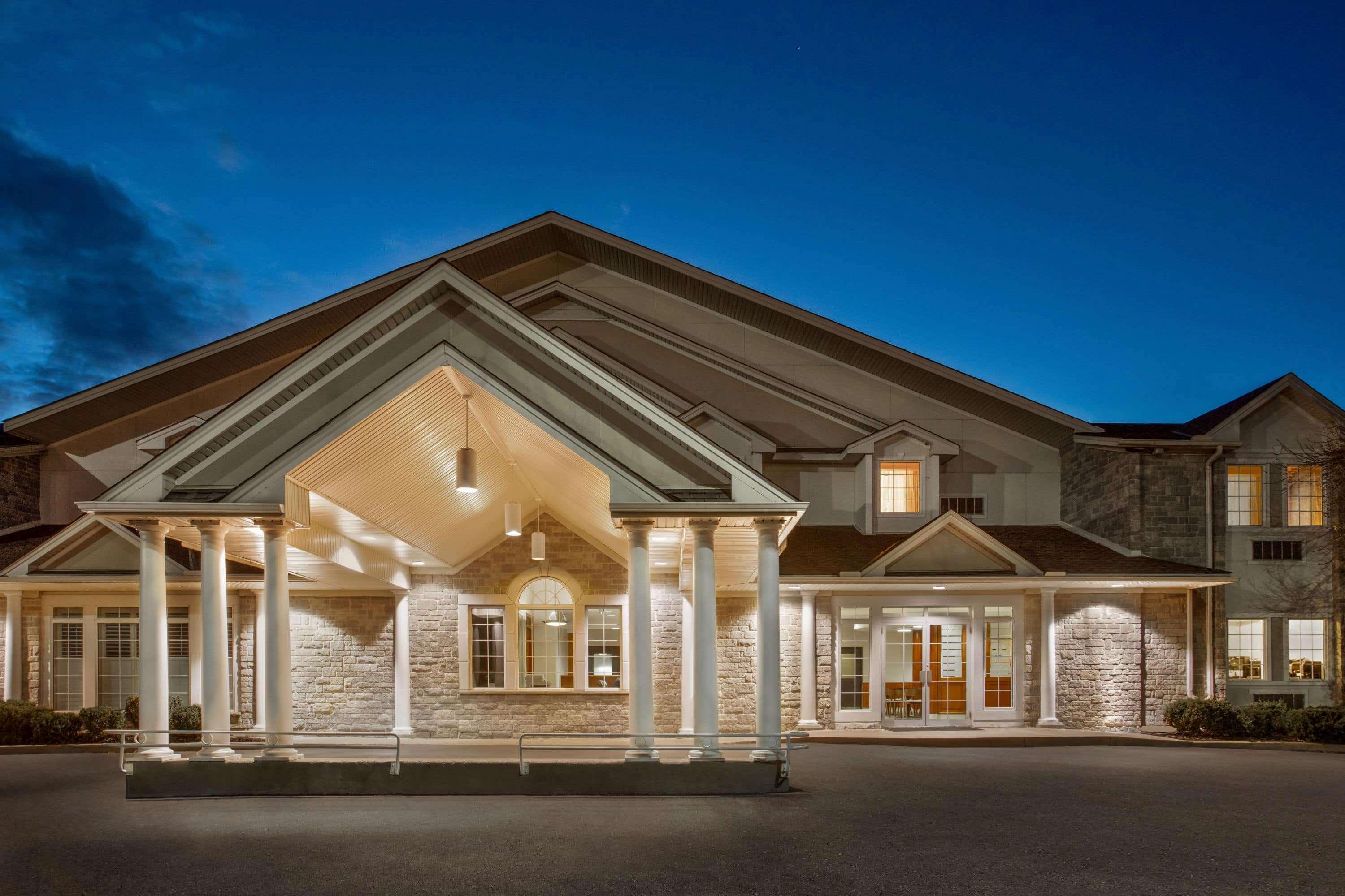 Days Inn By Wyndham Guelph Exterior photo