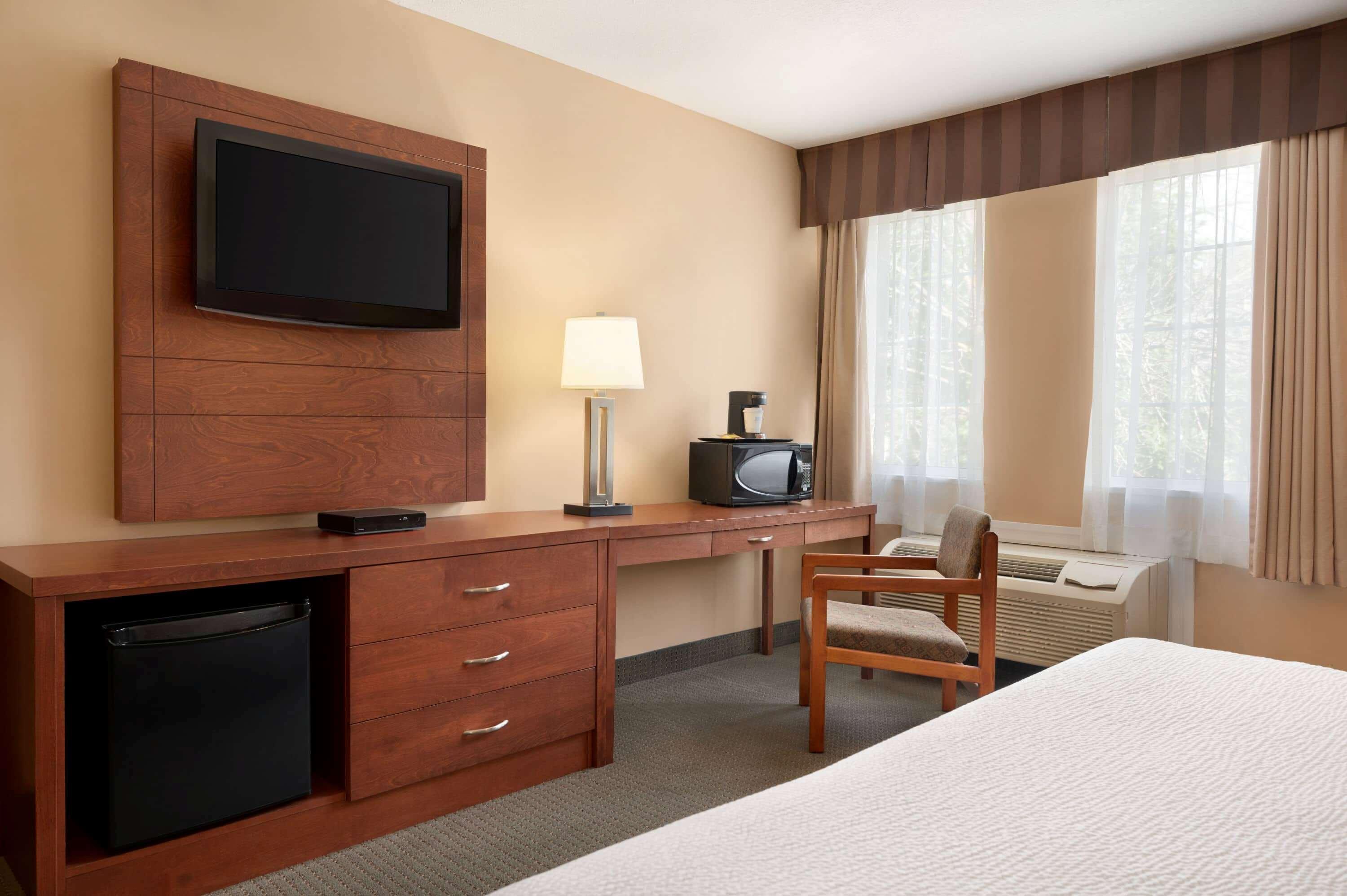 Days Inn By Wyndham Guelph Exterior photo