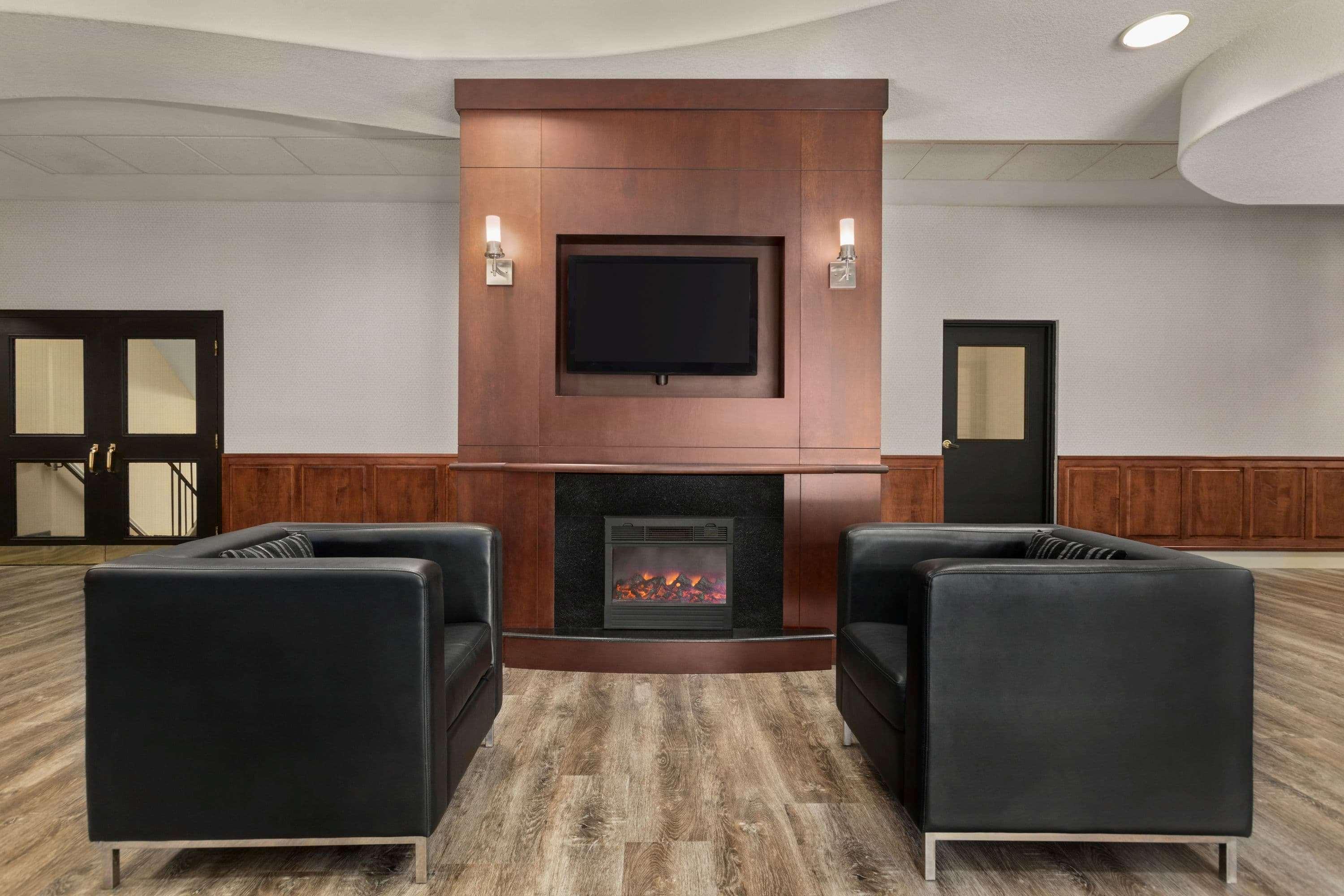 Days Inn By Wyndham Guelph Exterior photo