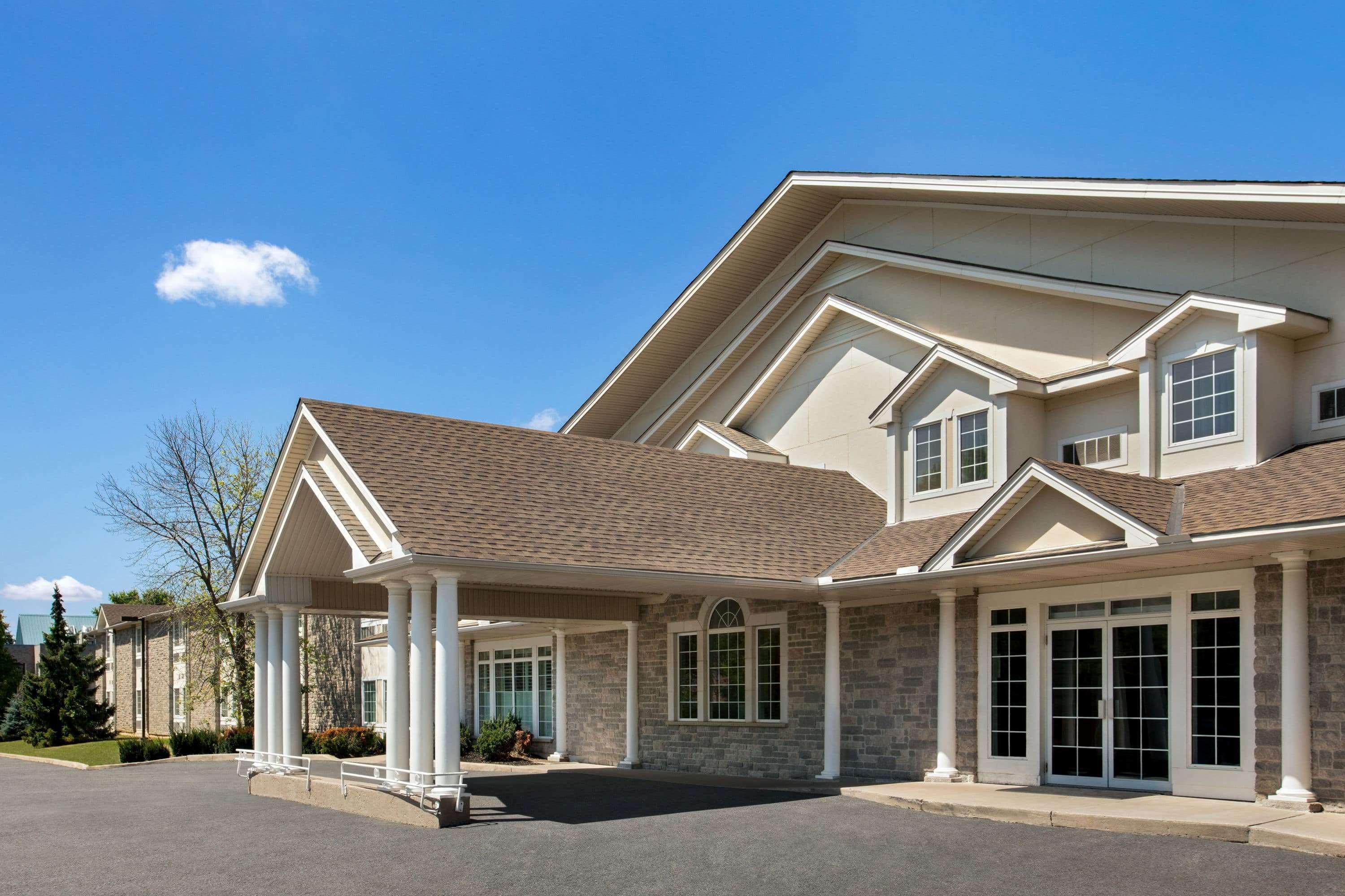 Days Inn By Wyndham Guelph Exterior photo